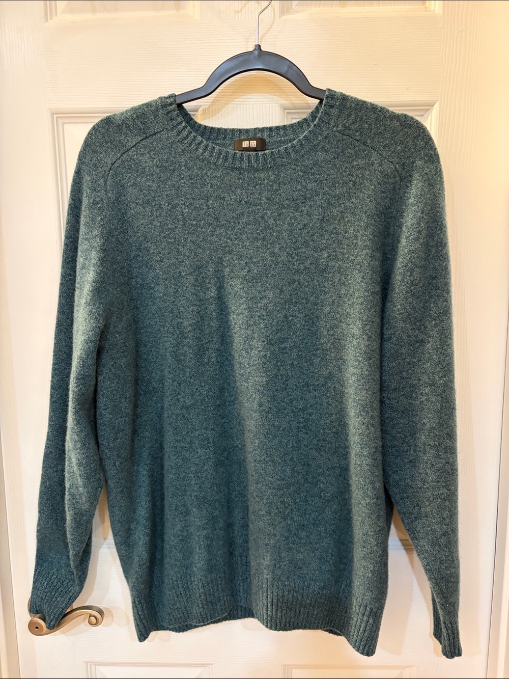 100% Wool UNIQLO Teal Crew Neck Sweater